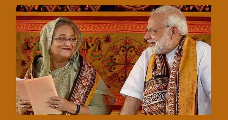 ভারত কি শেখ হাসিনাকে ফেরত দিতে বাধ্য, চুক্তি ও আইন কী বলে