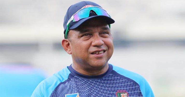 বিসিবি পরিচালক পদ থেকে সুজনের পদত্যাগ