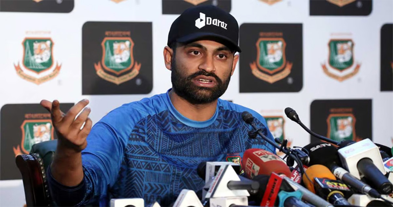 ‘ছোট জীবনে আর কিছু করতে না পারি সবাই যেন অন্যের বিপদে পাশে দাঁড়াই’
