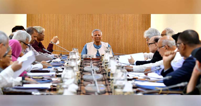 রাজনৈতিক দলের বিরুদ্ধে শাস্তির বিধান রাখেনি সরকার