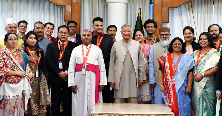 যার যার ধর্মের শান্তির বাণী নিজের মধ্যে স্থাপন করতে হবে : প্রধান উপদেষ্টা
