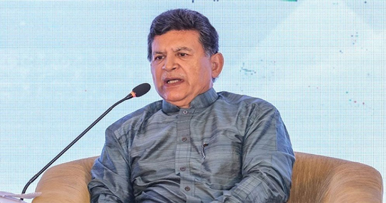 দেশে পরিবর্তন আনতে ৩ জায়গায় কাজ করতে বললেন হোসেন জিল্লুর
